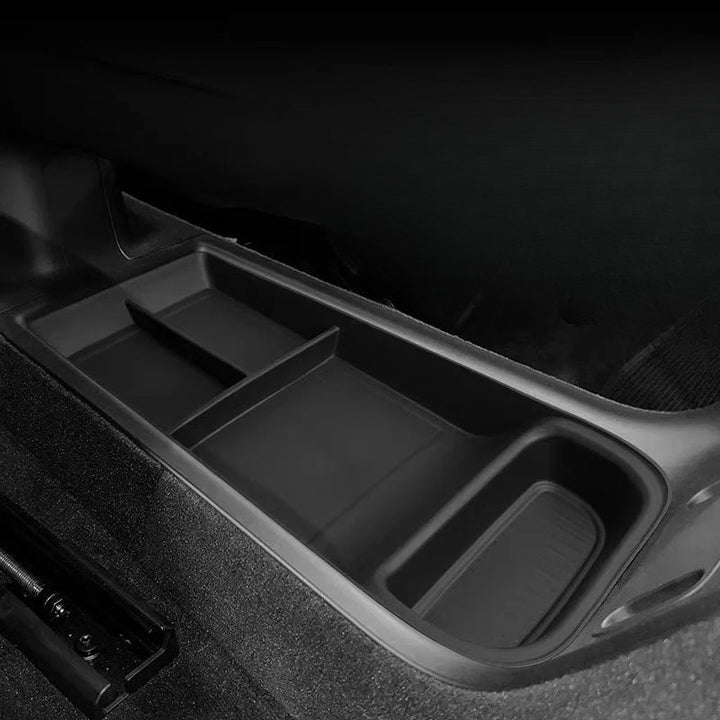 Center armrest storage box for polestar 4