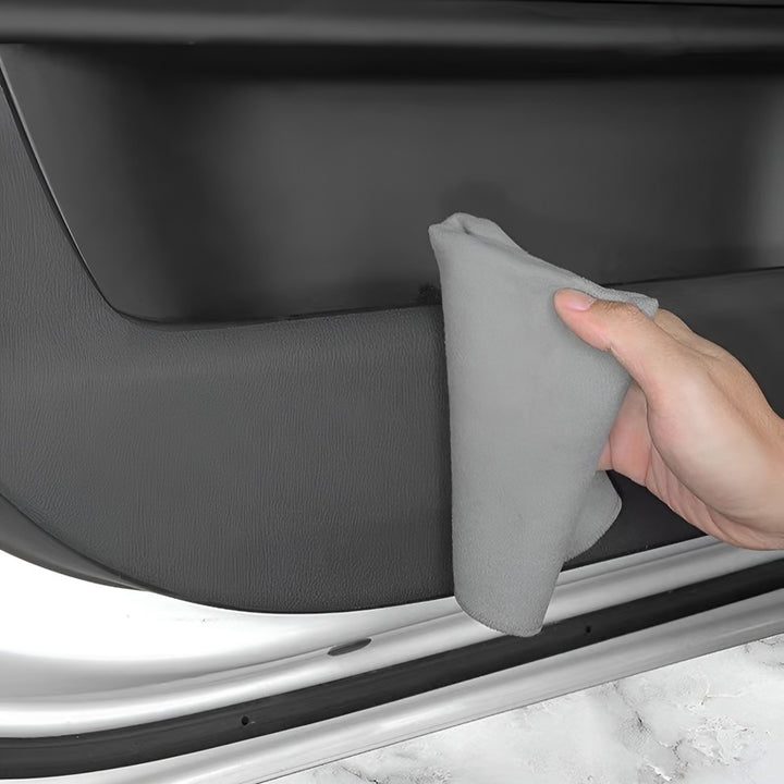 Door anti-kick mat for Polestar 4